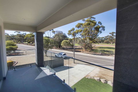 The Races Complex - E Caravan Parks 2