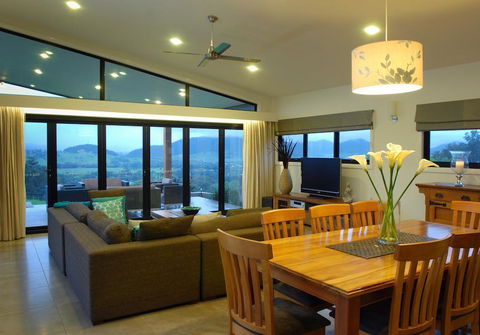 The Ridge Gloucester - E Caravan Parks 2