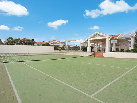 The Sands 51 - A Beach Escape - E Caravan Parks 3