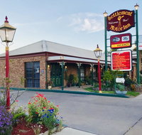 The Settlement Historic Hotel - E Caravan Parks