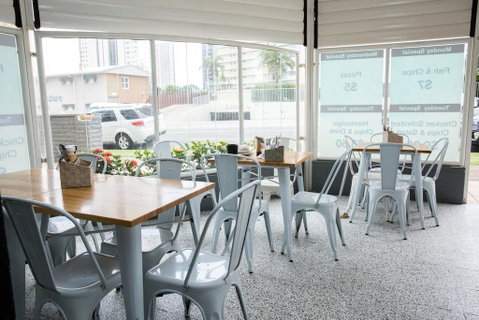 The Shore Apartments - Beachfront - E Caravan Parks 2