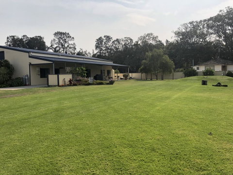 The Shouse - E Caravan Parks 0