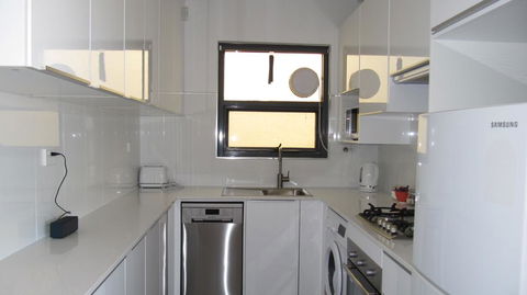 The Somerton Beach Retreat - E Caravan Parks 3