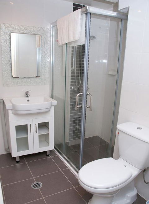 The Swiss Motel - E Caravan Parks 3