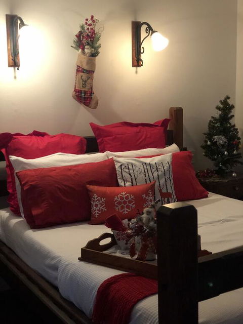 The Table Guest House - E Caravan Parks 1