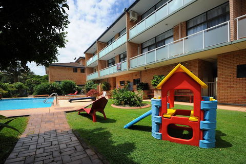 The Tahitian Holiday Apartments - E Caravan Parks 1