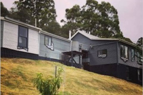 The Tin Dragon - E Caravan Parks 1