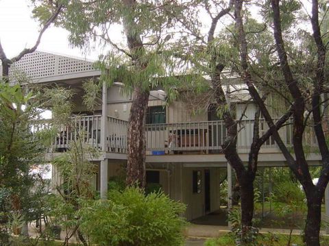 The Treehouse In Dawesville - E Caravan Parks 3