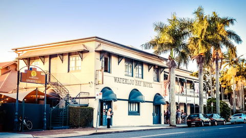 The Waterloo Bay Hotel - E Caravan Parks 0