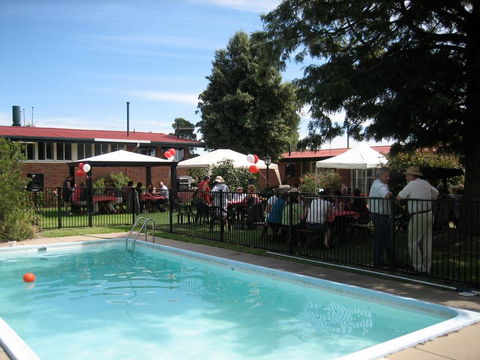 The Wurruk Motel - E Caravan Parks 1