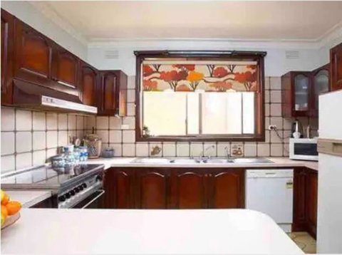 Thomastown Antique House En-suite Room - E Caravan Parks 2