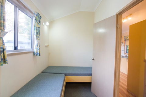 Thou Walla Sunset Retreat - E Caravan Parks 1