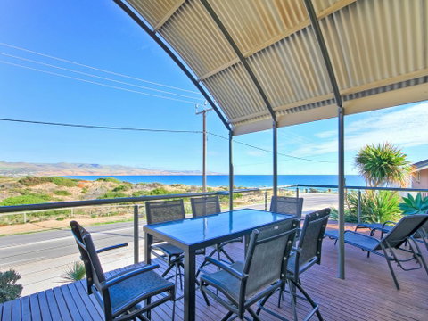 Through The Looking Glass - E Caravan Parks 0