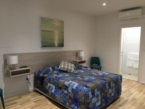 Time And Tide Hotel Motel - E Caravan Parks 0