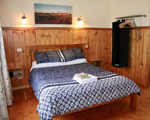 Tindoona Cottages - E Caravan Parks 1