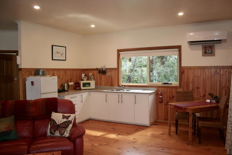 Tindoona Cottages - E Caravan Parks 2