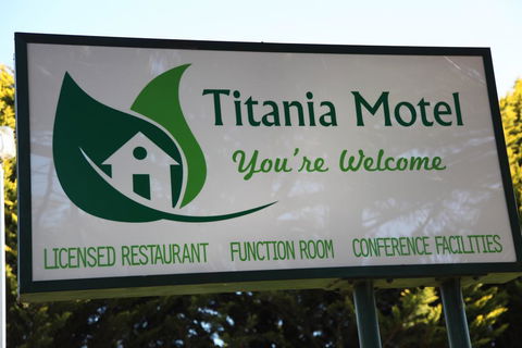 Titania Motel - E Caravan Parks 0