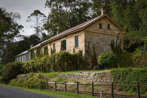 Tizzana Winery Bed And Breakfast - E Caravan Parks 1