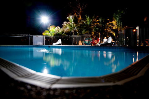 Tommo's Motor Lodge - E Caravan Parks 3