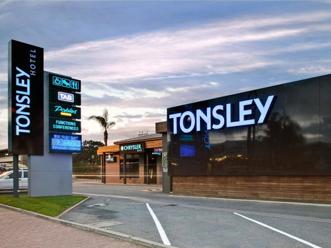 Tonsley Hotel - E Caravan Parks 1