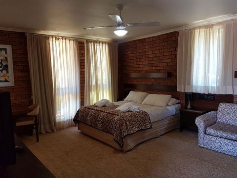 Toora Lodge Motel - E Caravan Parks 2