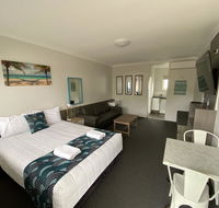 Top of the Town Motor Inn - E Caravan Parks