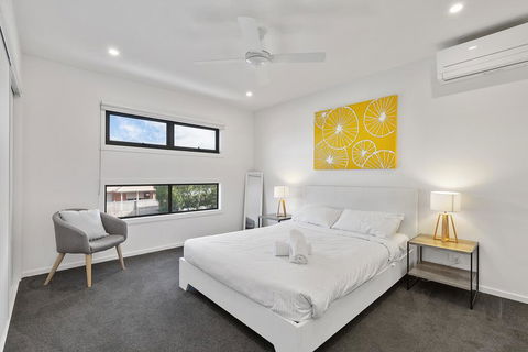 TORQUAY Relax And Unwind Beach 300m Table Tennis - E Caravan Parks 2