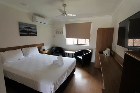 Toreador Motel - E Caravan Parks 1