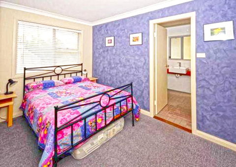 Trade Winds @ Callala Beach - E Caravan Parks 3
