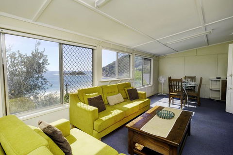 TRADEWINDS - E Caravan Parks 1