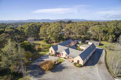 Tranquilles Bed & Breakfast - E Caravan Parks 1