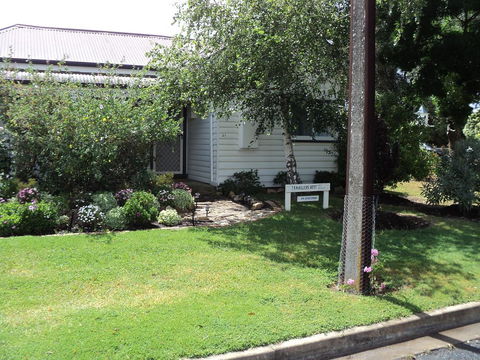 Travellers Rest B&B - E Caravan Parks 2