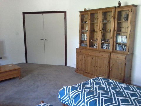 Tree Lodge - E Caravan Parks 3