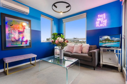 Trendy And Central One Bed Apartment With Views - E Caravan Parks 0