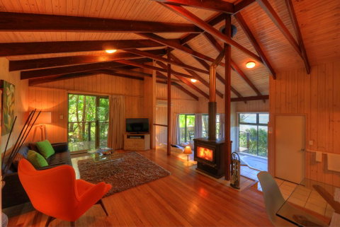 Treetops Seaview Montville - E Caravan Parks 2