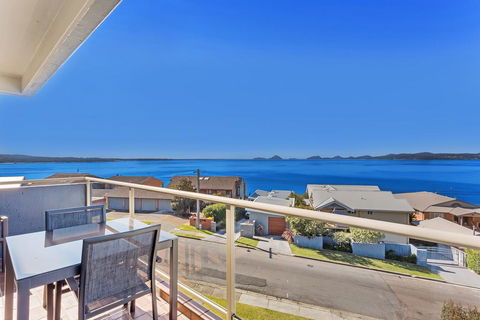 Triview Unit 11 - Soldiers Point - E Caravan Parks 0