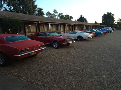 Tumut Valley Motel - E Caravan Parks 0