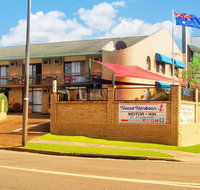 Tweed Harbour Motor Inn - E Caravan Parks