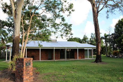 Two On Sunset - E Caravan Parks 2