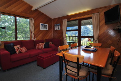Tyrola 1 - E Caravan Parks 2