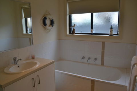 Ulmara Unit 1 - E Caravan Parks 2