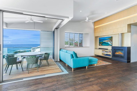 Ultimate Beachfront Living, Sunshine Beach - E Caravan Parks 3