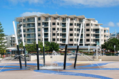 ULTIQA Shearwater Resort - E Caravan Parks 1