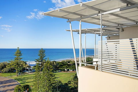 ULTIQA Shearwater Resort - E Caravan Parks 2
