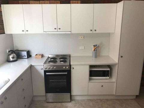 Unit 2 @ Beach Haven - E Caravan Parks 2