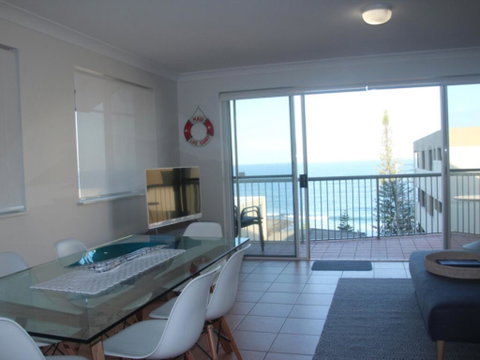 Unit 5 Sanctuary Shores, Kings Beach - Free Wifi! - E Caravan Parks 1