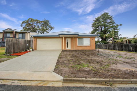 V & V Family Dream Away - E Caravan Parks 2