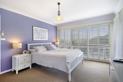 Valley View Bed And Breakfast - E Caravan Parks 0