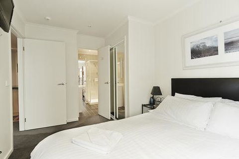 Valley View 203 - E Caravan Parks 1