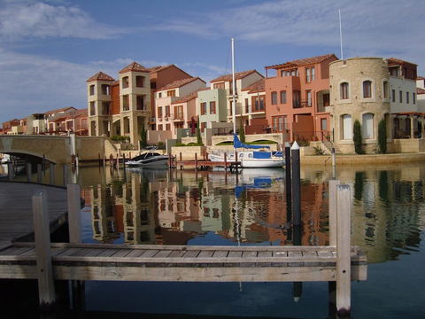 Venice At The Beach - E Caravan Parks 0